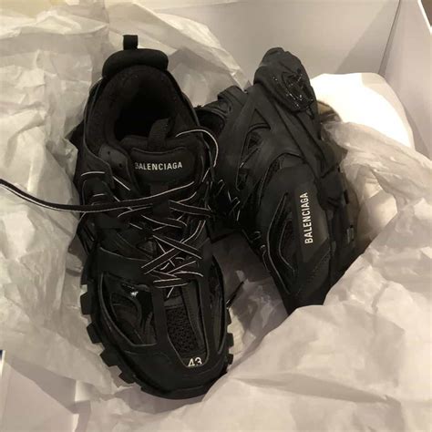 real vs fake balenciaga shoes|balenciaga scammer shoes.